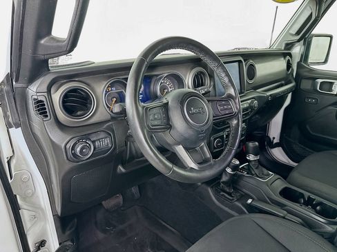 Certified 2022 Jeep Wrangler Unlimited Sport AWD/4WD image 17