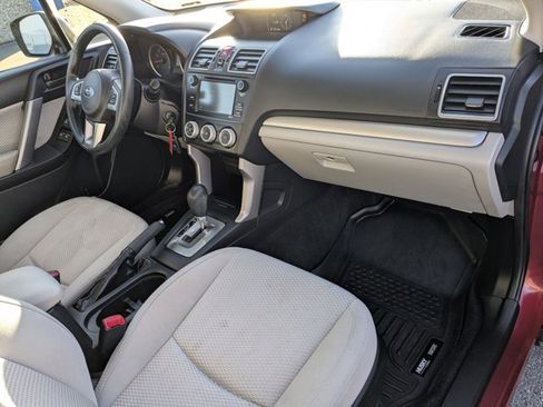 Used 2018 Subaru Forester 2.5i w/ Alloy Wheel Package image 21