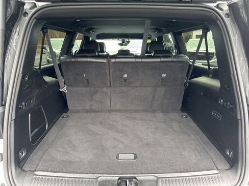 Used 2024 Jeep Wagoneer L Series II w/ Flexible Seating Group image 14