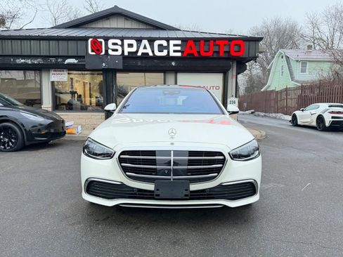 Used 2022 Mercedes-Benz S 500 4MATIC image 2