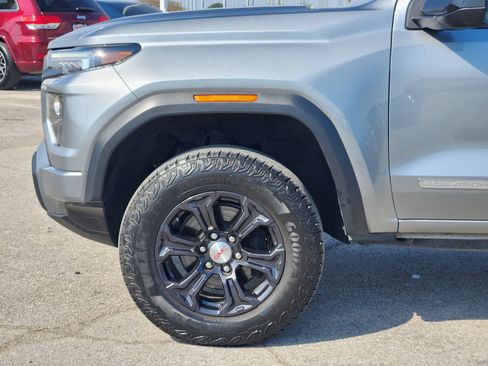 Used 2024 GMC Canyon Elevation RWD image 9