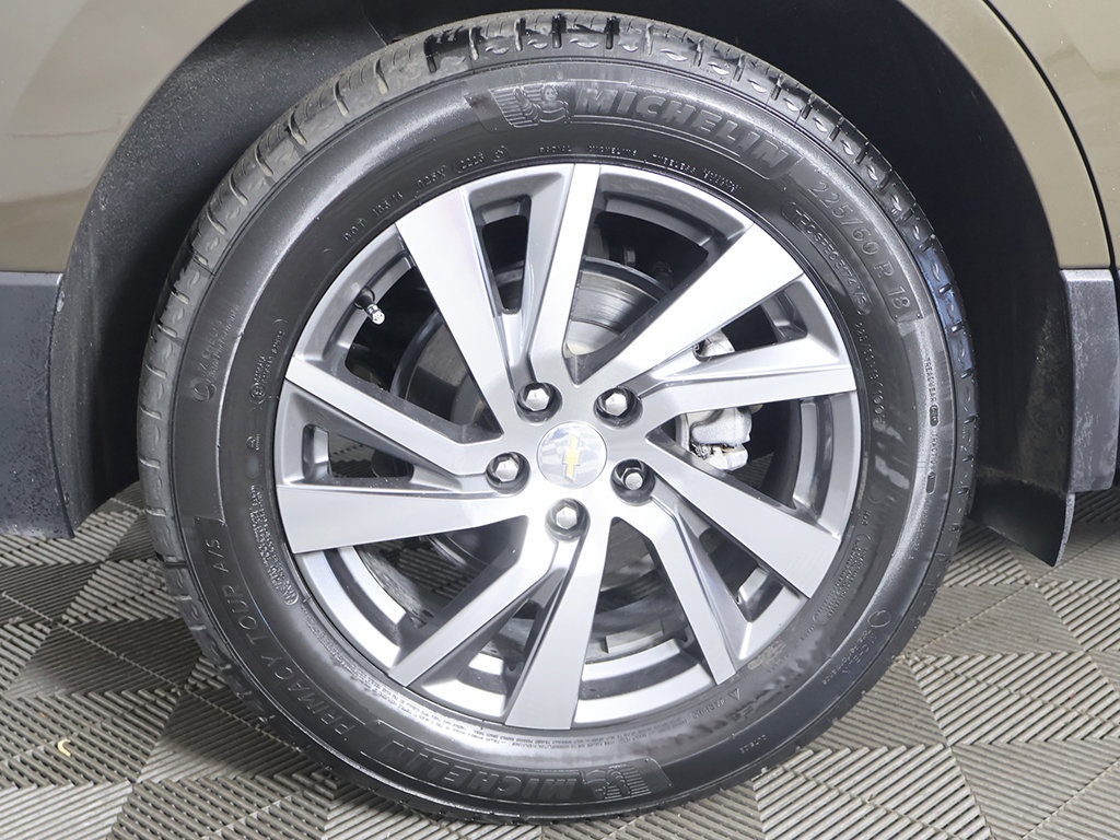 Used 2024 Chevrolet Equinox LT FWD image 21