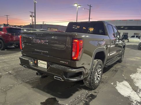 Used 2023 GMC Sierra 1500 AT4 image 5
