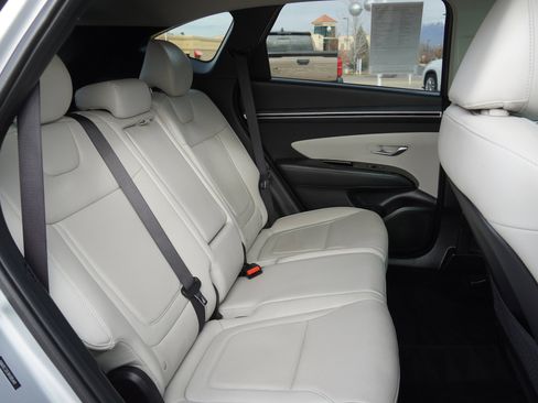 Used 2024 Hyundai Tucson Limited image 25