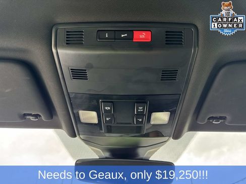 Used 2025 Volkswagen Jetta Sport FWD image 45