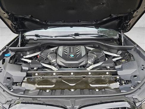 Used 2020 BMW X5 M50i w/ Premium Package image 25