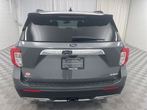 Used 2023 Ford Explorer XLT w/ Equipment Group 202A AWD/4WD image 2