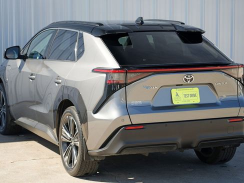 Used 2023 Toyota bZ4X Limited image 49