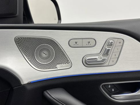 Used 2024 Mercedes-Benz GLS 450 GLS 450 image 36