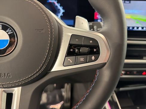 Used 2025 BMW X5 M60i w/ Climate Comfort Package image 13