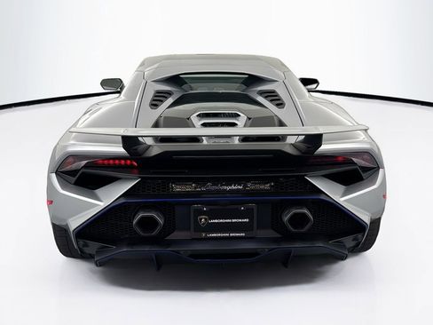 Used 2024 Lamborghini Huracan Tecnica image 6