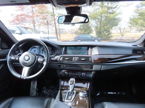 Used 2016 BMW 535i xDrive Sedan image 17
