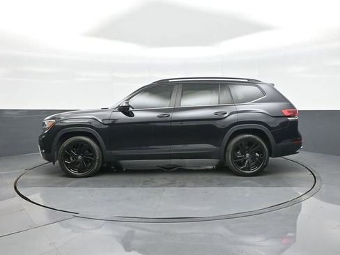 Used 2022 Volkswagen Atlas SE w/ Panoramic Sunroof Package image 4