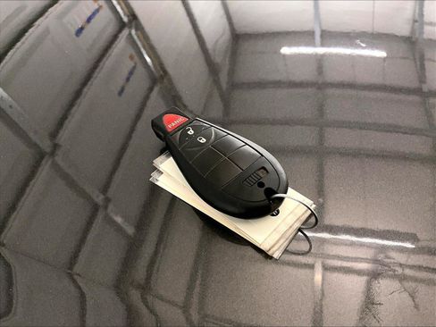 Used 2019 Dodge Grand Caravan SE image 9