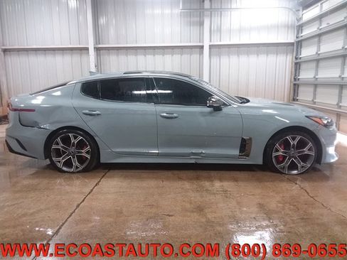 Used 2019 Kia Stinger GT2 image 6