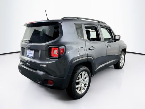 Used 2022 Jeep Renegade Latitude w/ Convenience Group AWD/4WD image 5