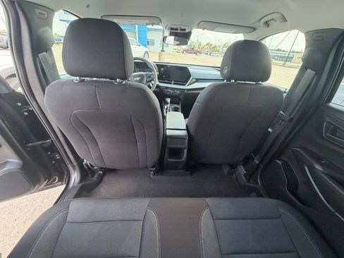 Used 2026 Chevrolet Trax LS FWD image 20
