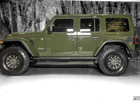Used 2024 Jeep Wrangler Unlimited Rubicon 392 AWD/4WD image 12