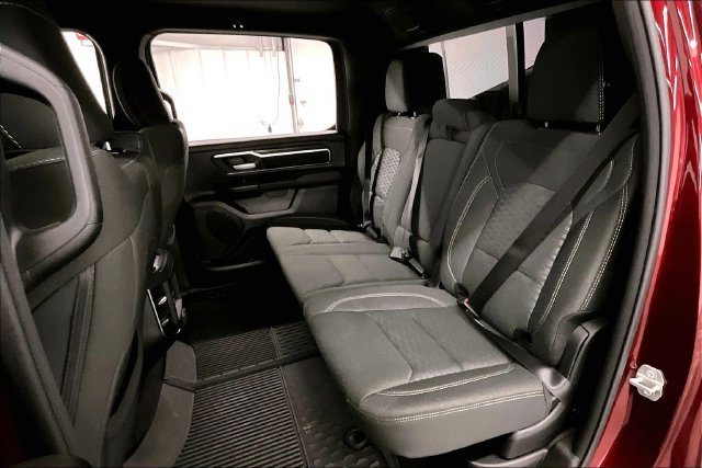 Used 2025 RAM 1500 Big Horn AWD/4WD image 24