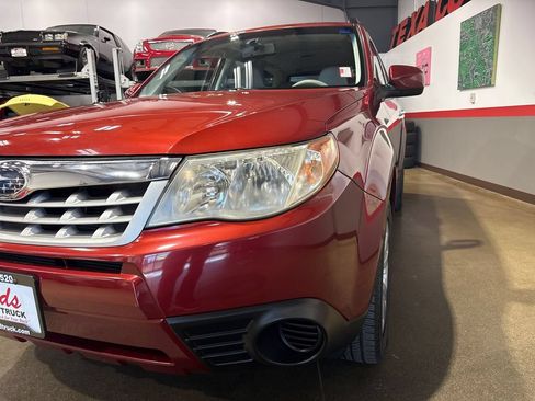 Used 2011 Subaru Forester 2.5X Premium w/ All-Weather Pkg AWD/4WD image 68
