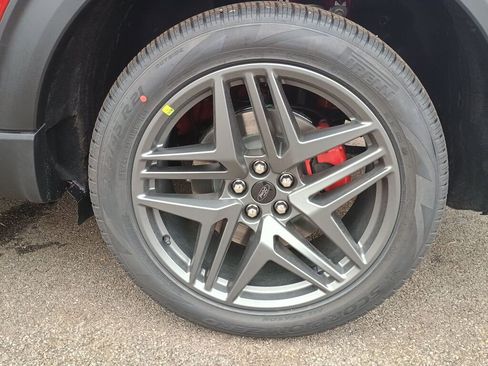 New 2026 Ford Explorer ST-Line w/ ST-Line Street Pack image 25