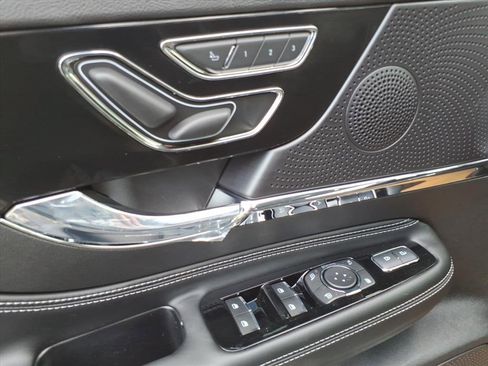 New 2025 Lincoln Corsair AWD image 14