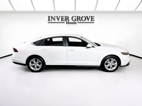 Certified 2023 Honda Accord LX image 4