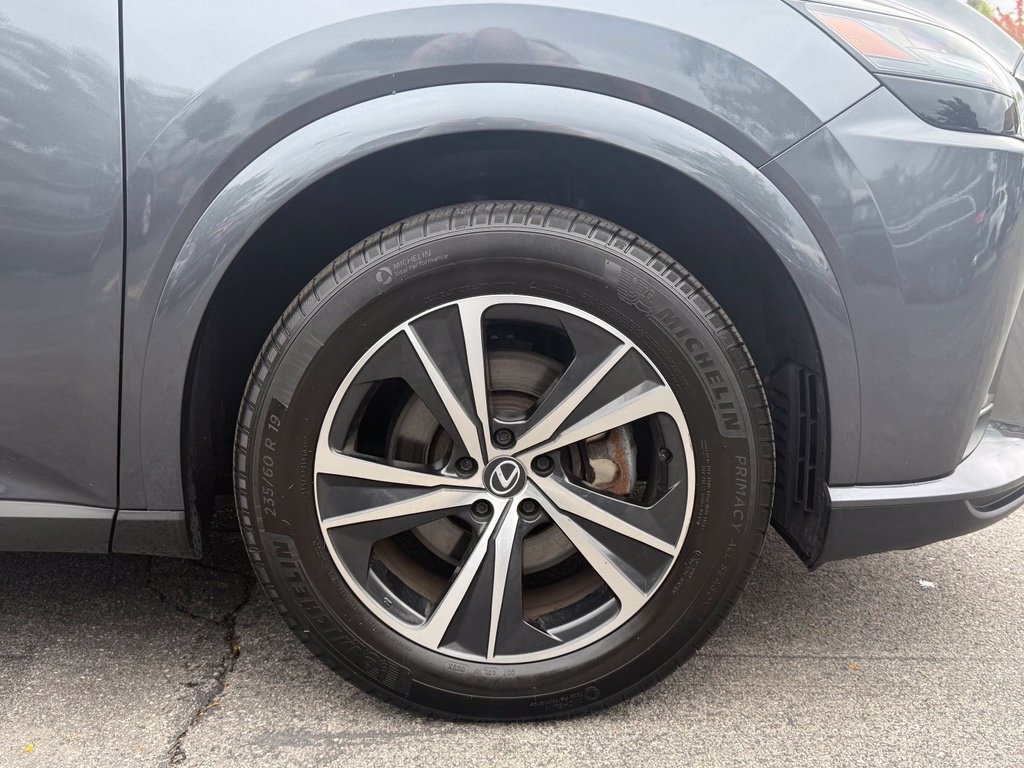 Used 2024 Lexus RX 350h w/ Accessory Package (Z1) AWD/4WD image 30