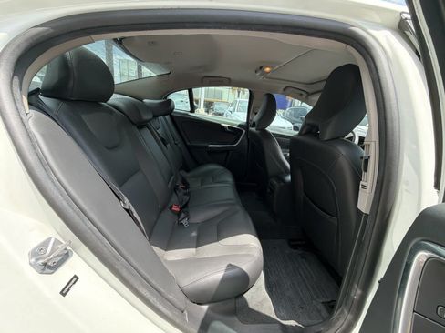 Used 2016 Volvo S60 T5 Premier w/ Climate Package FWD image 19