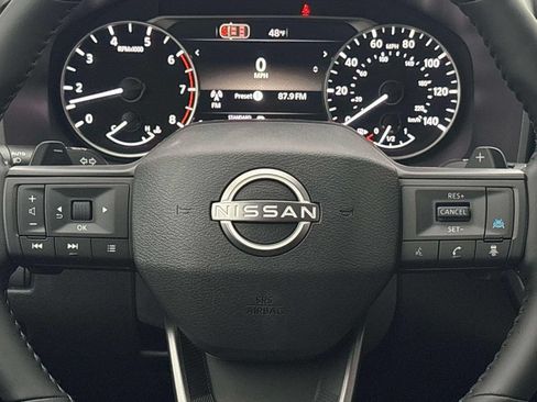 Used 2026 Nissan Rogue SV w/ Cold Weather Package FWD image 18