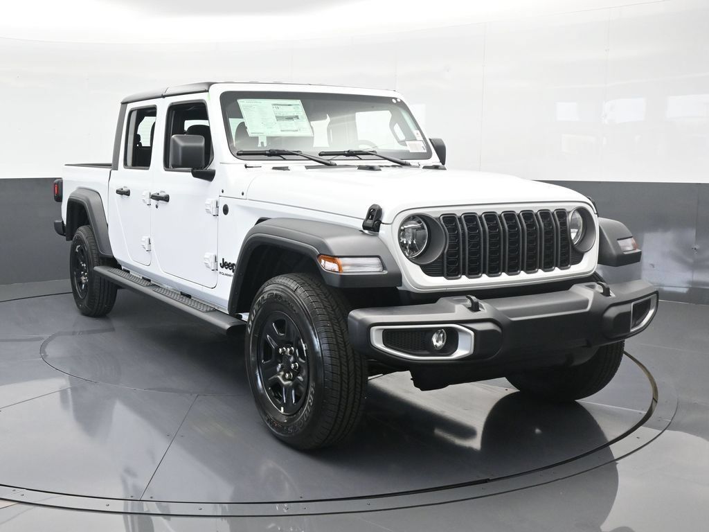 Used 2025 Jeep Gladiator Sport AWD/4WD image 9