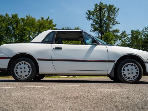 Used 1991 Mercury Capri FWD image 21
