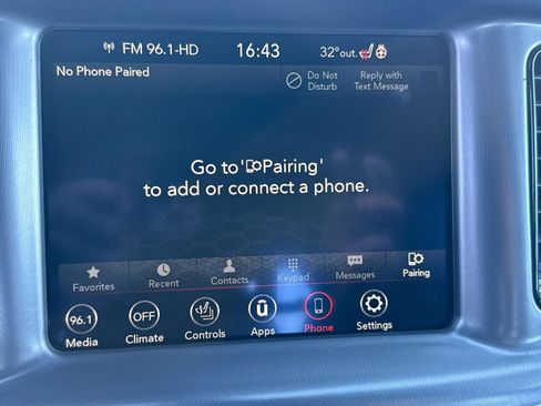 Used 2020 Dodge Charger SXT w/ Blacktop Package image 14