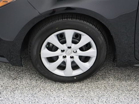 Certified 2023 Toyota Corolla LE FWD image 11