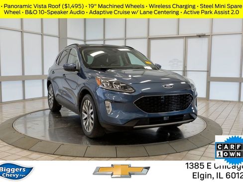 Used 2020 Ford Escape Titanium image 1