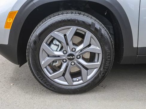 Used 2024 Kia Seltos S AWD/4WD image 12