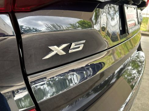 Used 2022 BMW X5 sDrive40i w/ M Sport Package RWD image 19