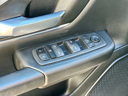 Used 2022 RAM 1500 Big Horn image 15