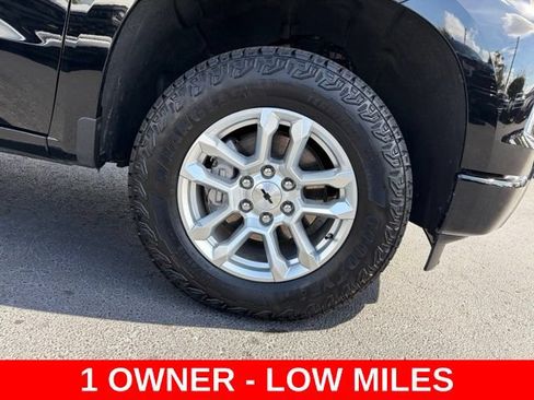 Certified 2025 Chevrolet Silverado 1500 RST w/ Z71 Off-Road Package AWD/4WD image 8