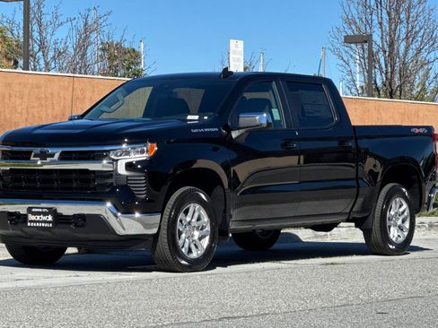 New 2026 Chevrolet Silverado 1500 LT w/ Protection Package AWD/4WD image 8
