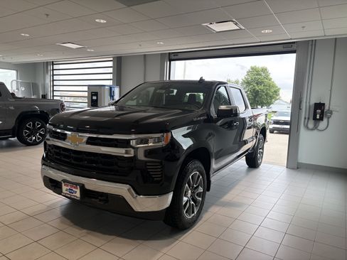 New 2026 Chevrolet Silverado 1500 LT w/ All Star Edition Plus AWD/4WD image 6