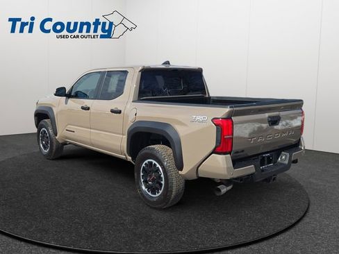 Certified 2026 Toyota Tacoma TRD Off-Road w/ TRD Off Road Upgrade Package image 6