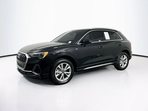 Used 2022 Audi Q3 2.0T Premium AWD/4WD image 3