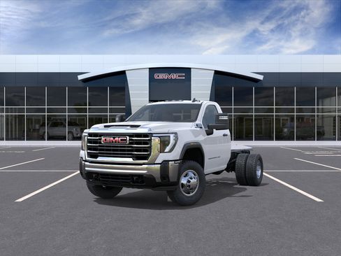New 2026 GMC Sierra 3500 Pro w/ Convenience Package AWD/4WD image 30