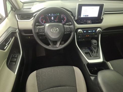 Used 2025 Toyota RAV4 XLE FWD image 14