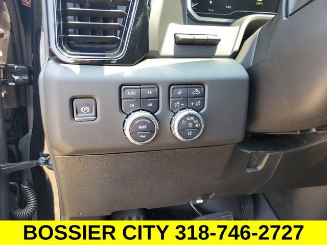 New 2025 GMC Sierra 2500 AT4 w/ AT4 Premium Plus Package AWD/4WD image 13