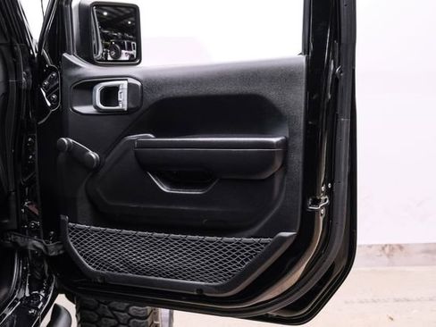 Used 2021 Jeep Wrangler Unlimited Sport image 78