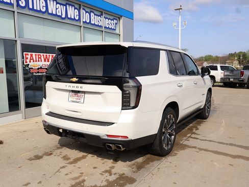 Used 2025 Chevrolet Tahoe High Country image 3