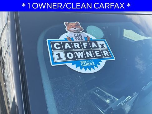 Used 2023 Ford Explorer XLT w/ Equipment Group 202A image 5