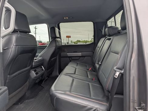 Used 2022 Ford F150 Lariat w/ Trailer Tow Package AWD/4WD image 16